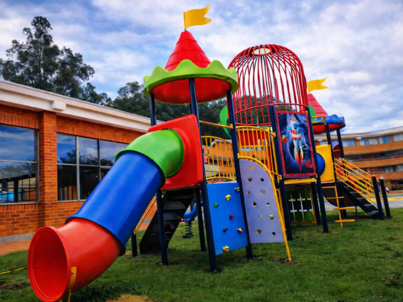 parques_infantiles_multiparques