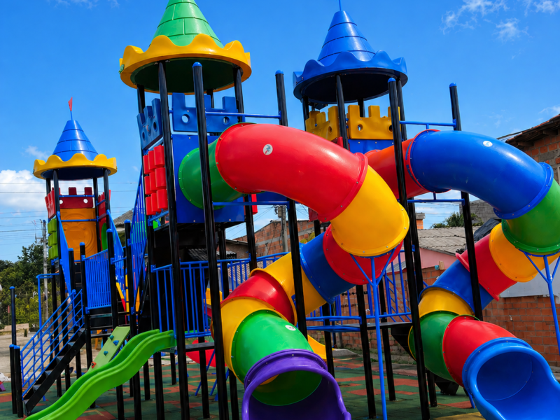 PARQUES_CASTILLO_MULTIPARQUES